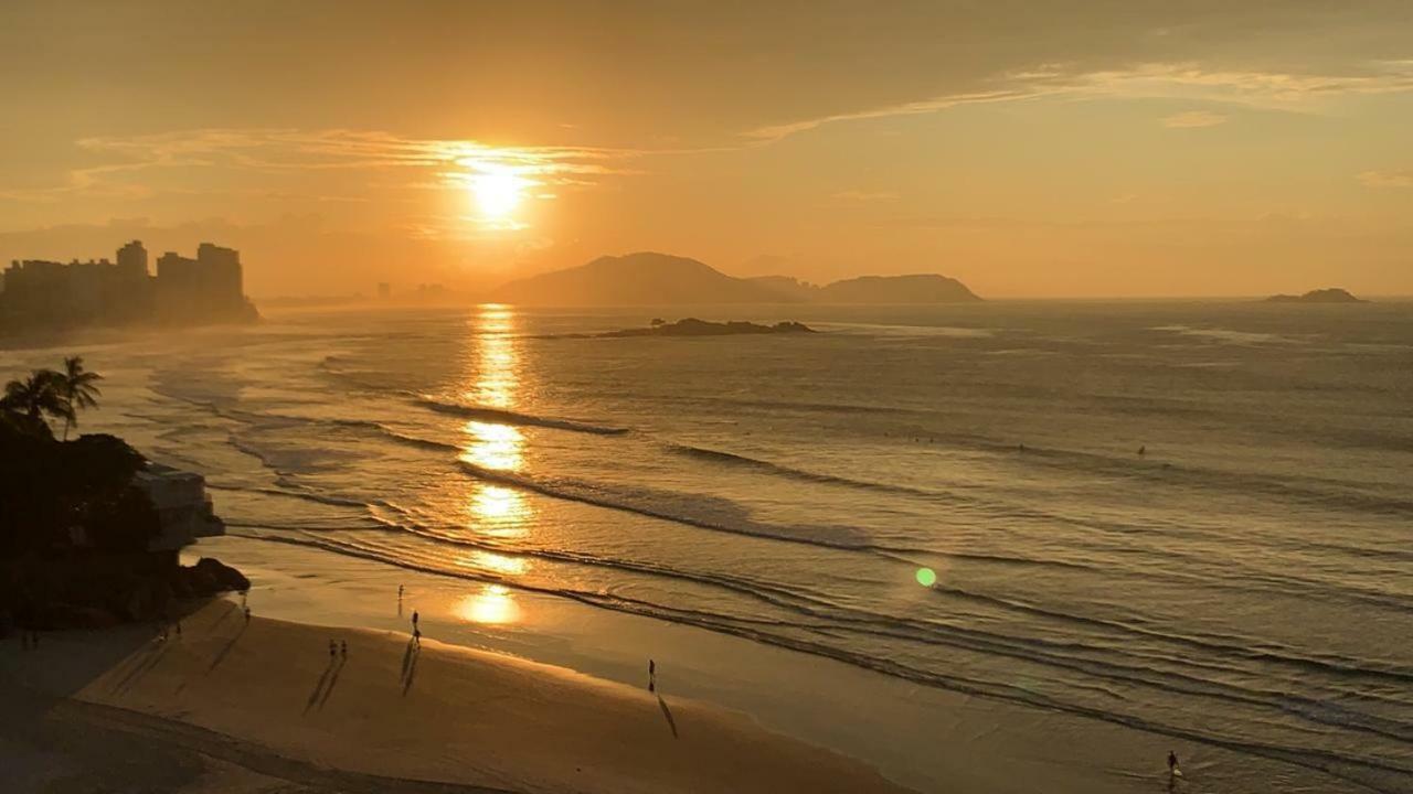 Apto Guarujá de frente para o mar - Praia Astúrias Esterno foto